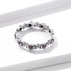 Retro 925 Sterling Silver Vintage Pattern Ring.